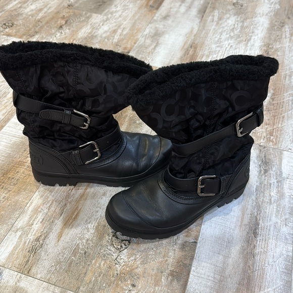 Coach Boots - Picture 1 of 10